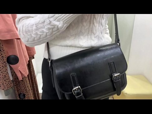 ❤️ Pampublikong masturbesyon ng batang asong si FeralBerry na may dildo sa fitting room ️ Porno sa porn tl.kassa-standupbar.ru ❤